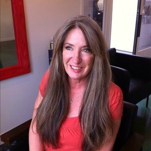 Meet your Posher, April